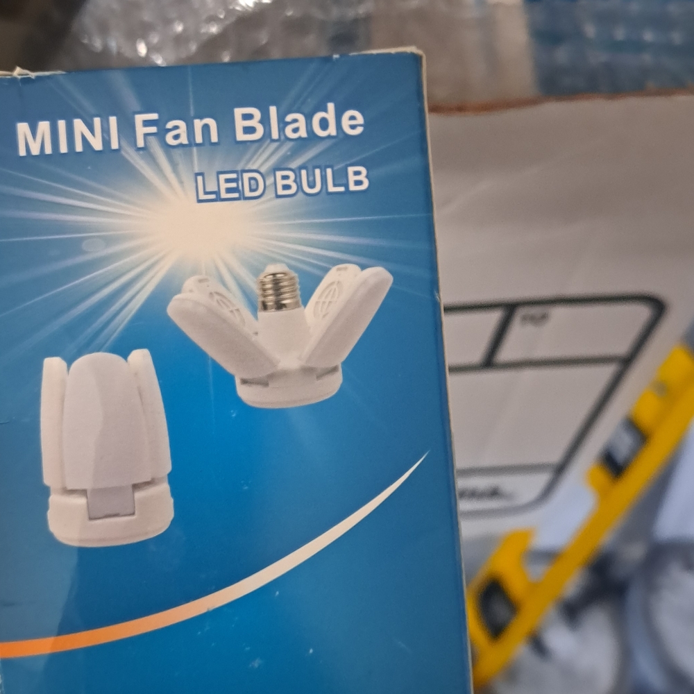 LED Deformable Lamps - Picture 3 of 5